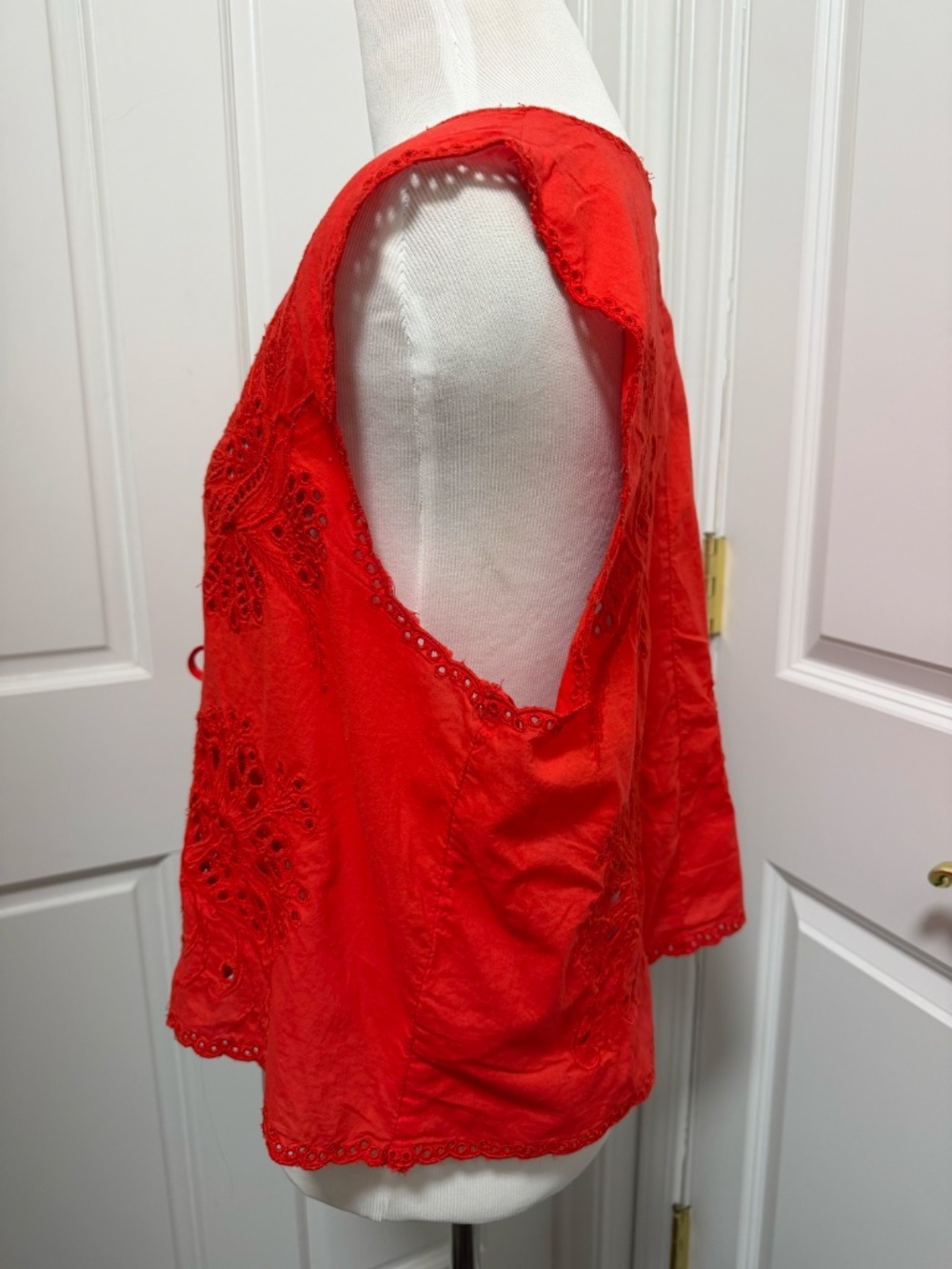 Free People Sweet Escape Embroidered Eyelet Tie Front Top Red Women's Size Large - Picture 6 of 11